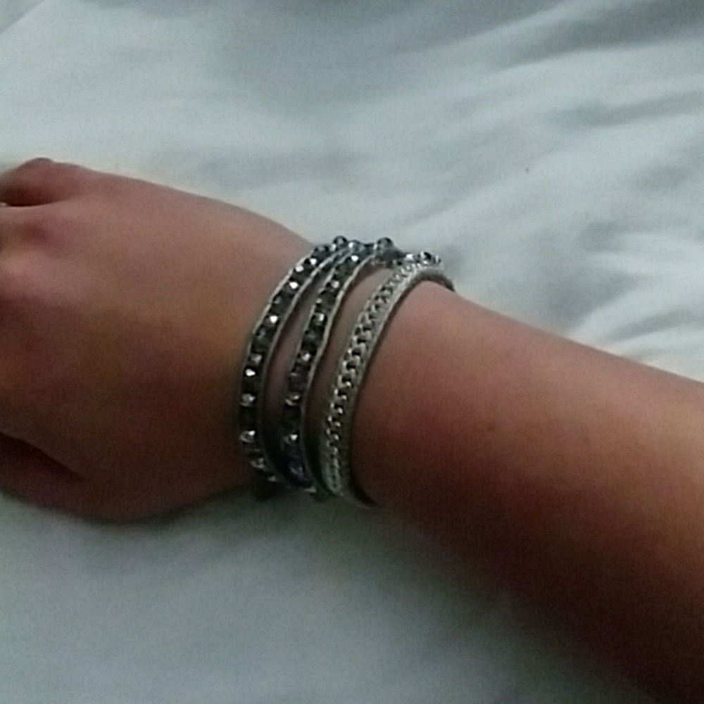 Women's Adjustable NWOT Bracelet